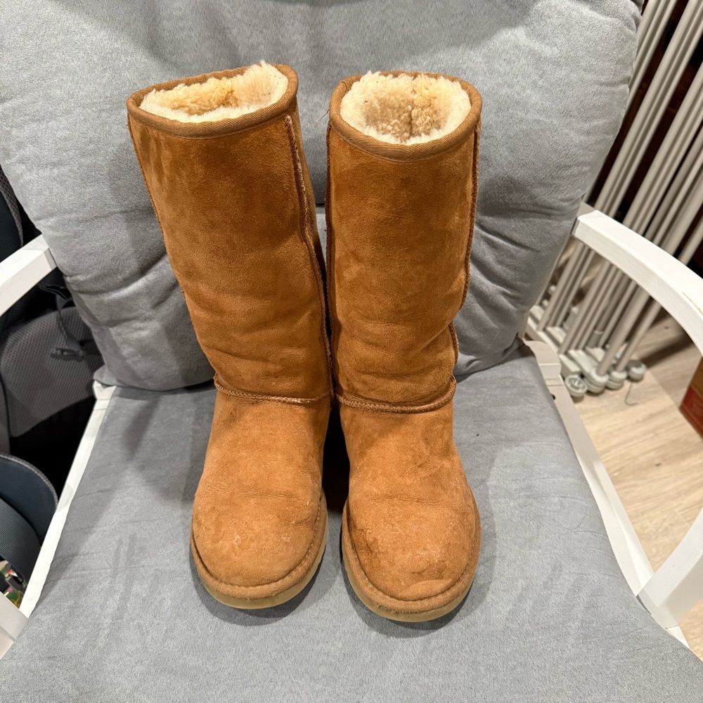 Ugg classic tall 5815 chestnut boots